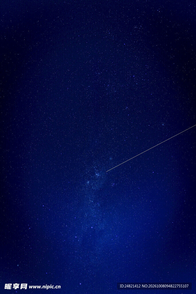 夜空划过的流星