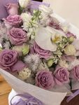 紫色玫瑰花束