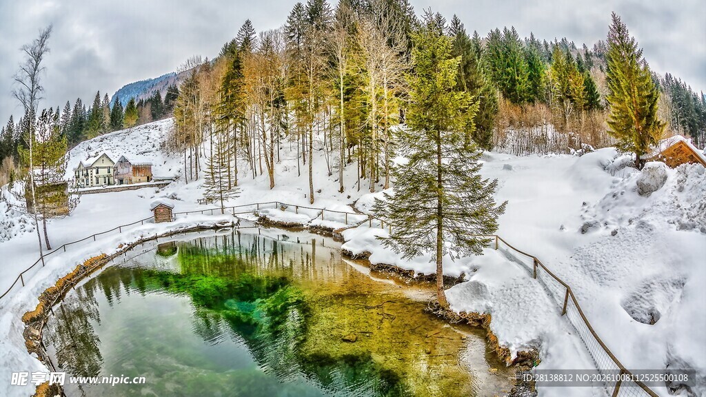 冬日雪林水潭水彩风景