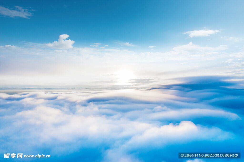 高空云海蓝天美景