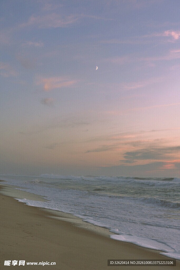 黄昏海边沙滩美景