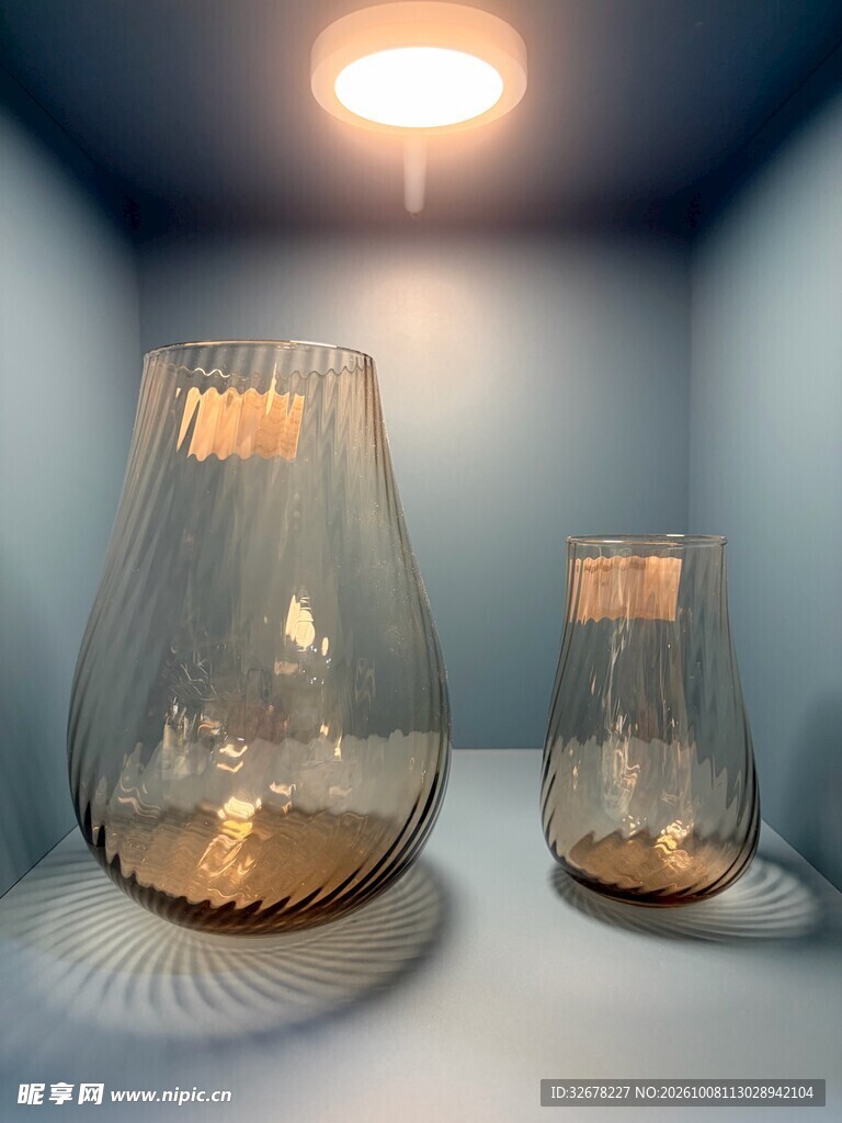 玻璃花瓶