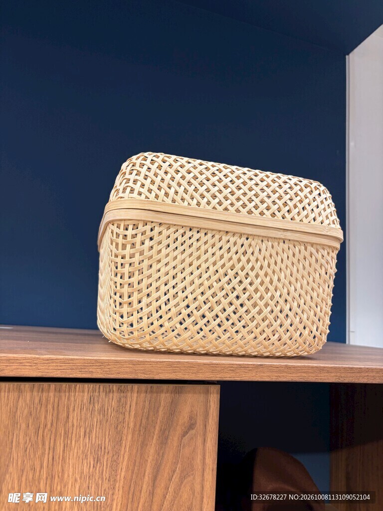 藤编收纳盒