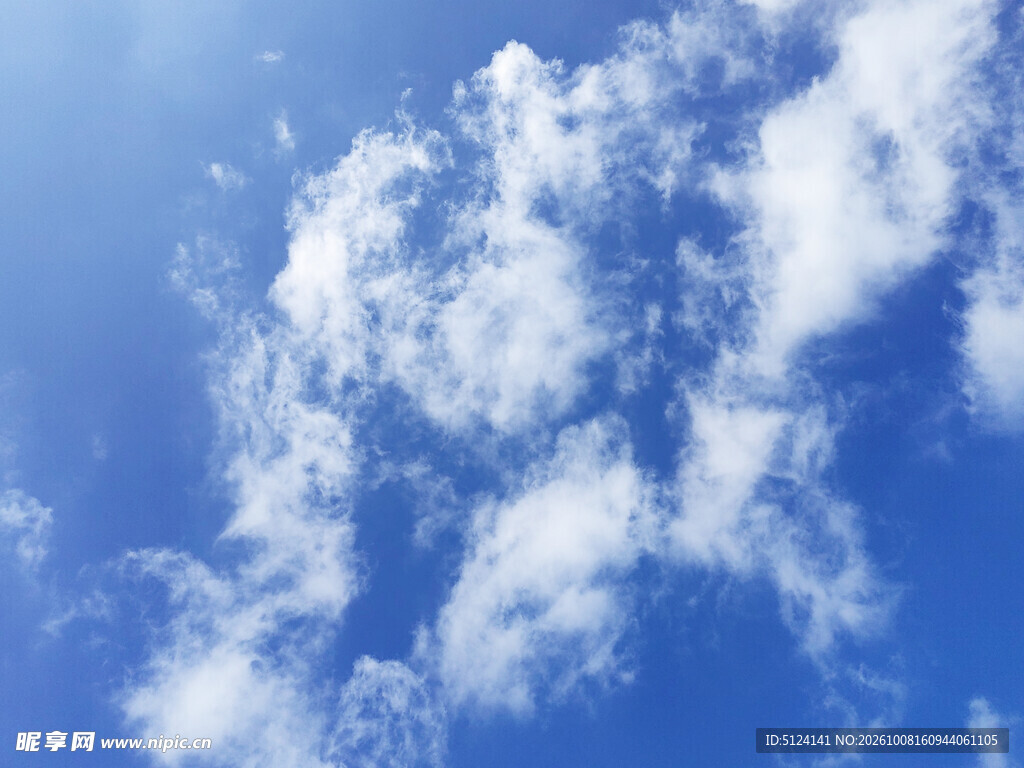 蓝天白云