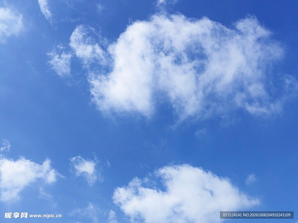 蓝天白云