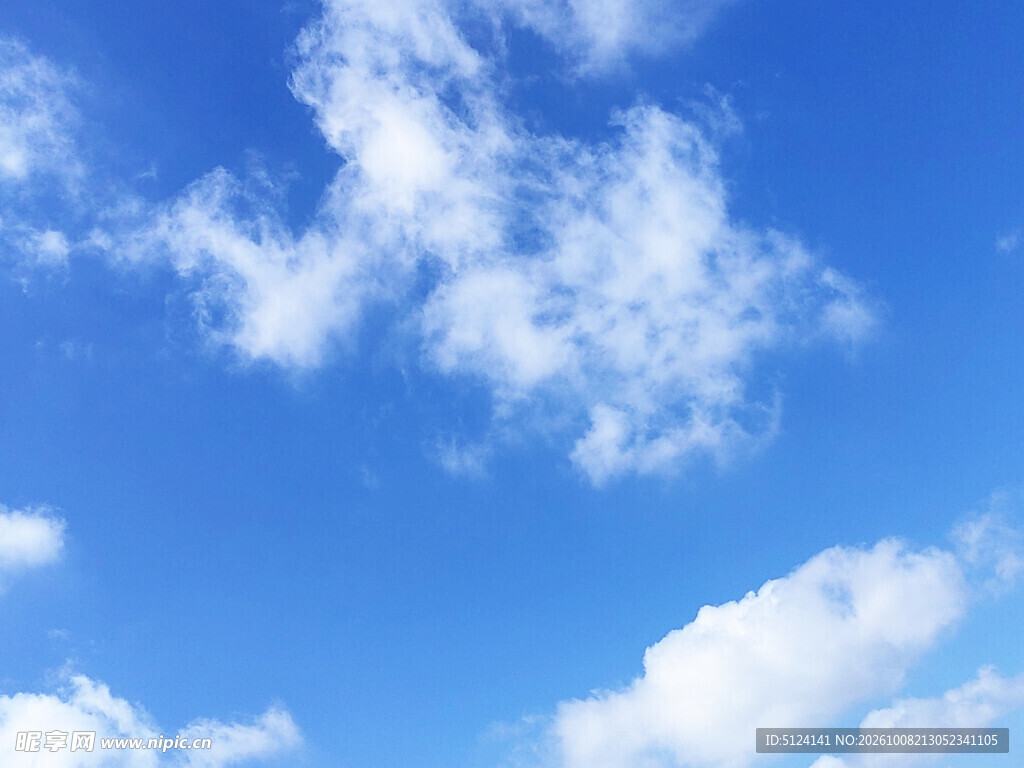 蓝天白云
