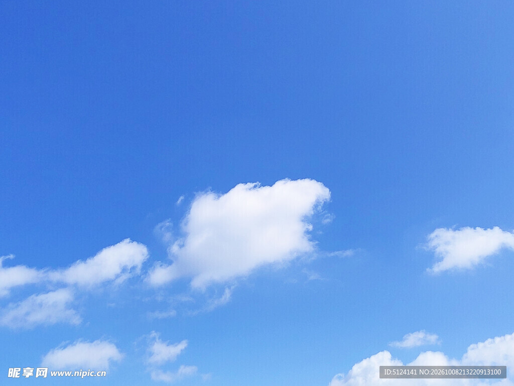 蓝天白云