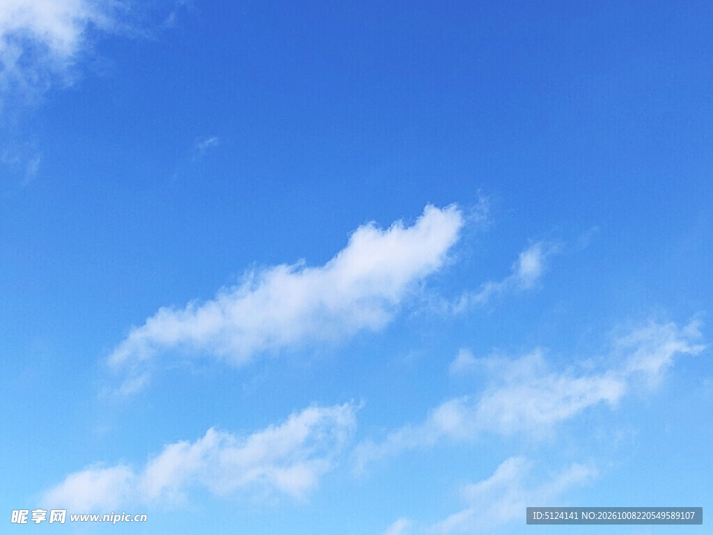 蓝天白云