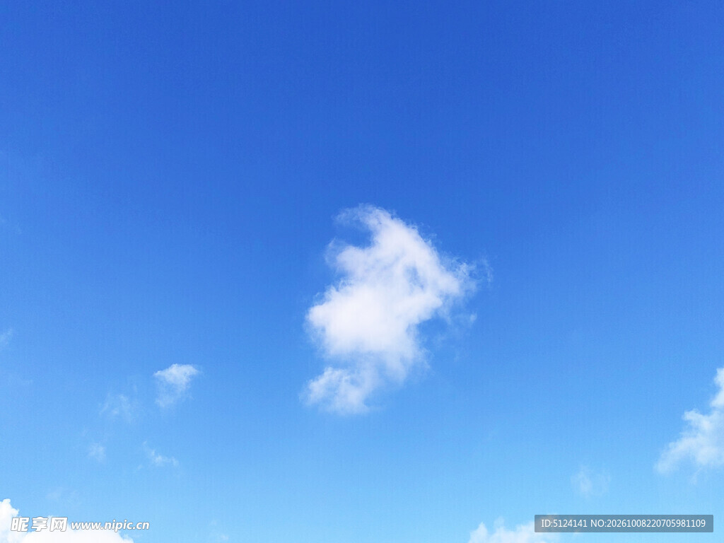 蓝天白云