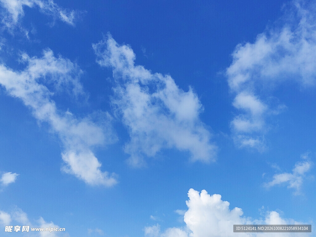 蓝天白云