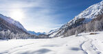 冬日雪山雪原风光