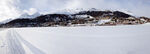 雪原远山冬日风光