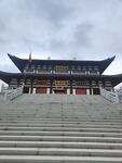 古寺大殿石阶仰拍