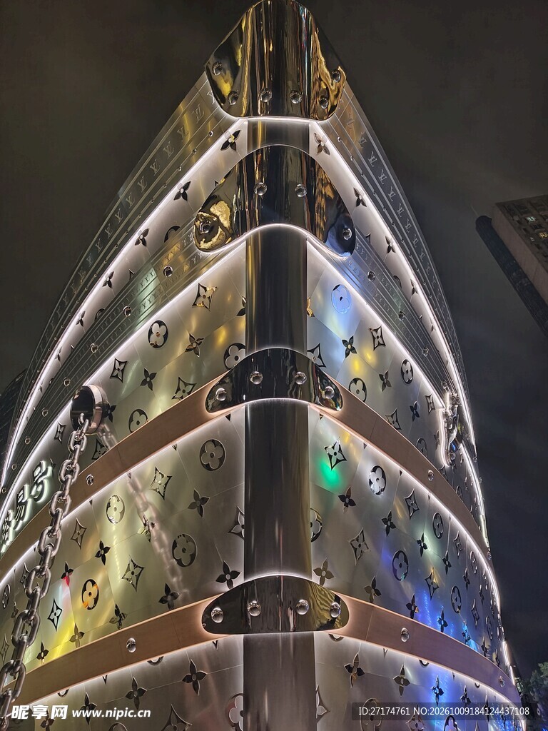 夜景lv轮船