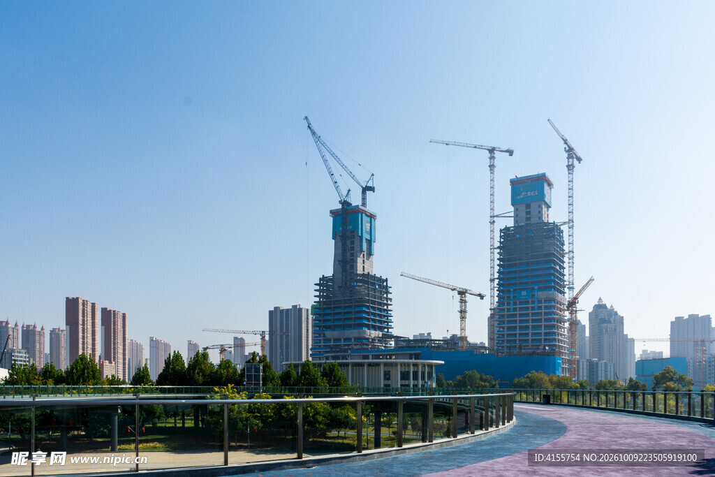 城市在建高楼远景