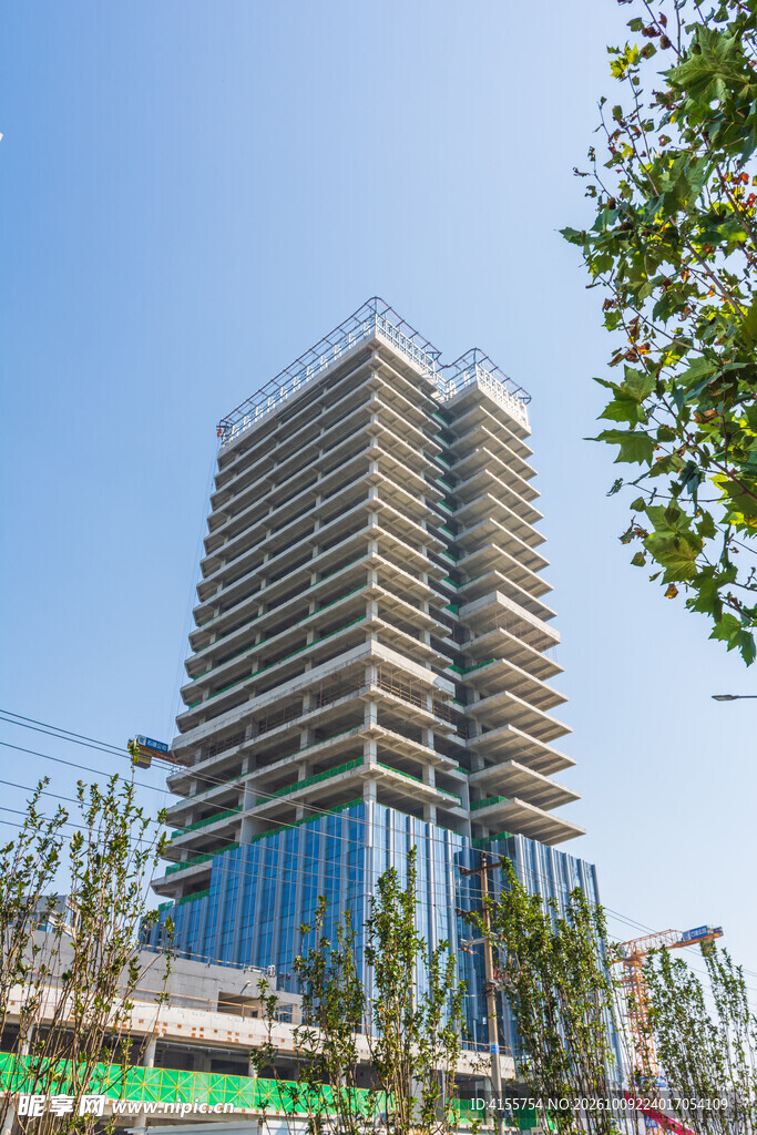 在建高层商务大楼