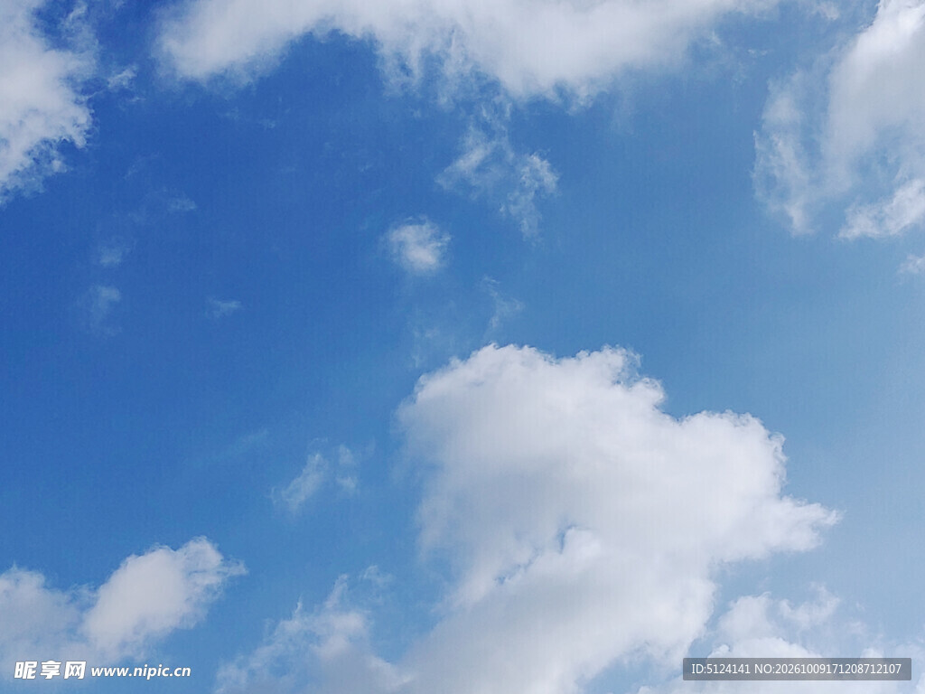 蓝天白云