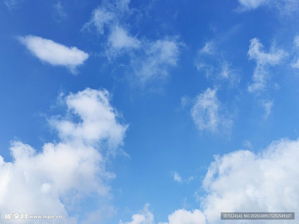 蓝天白云