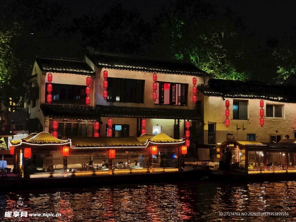 江南水乡夜景