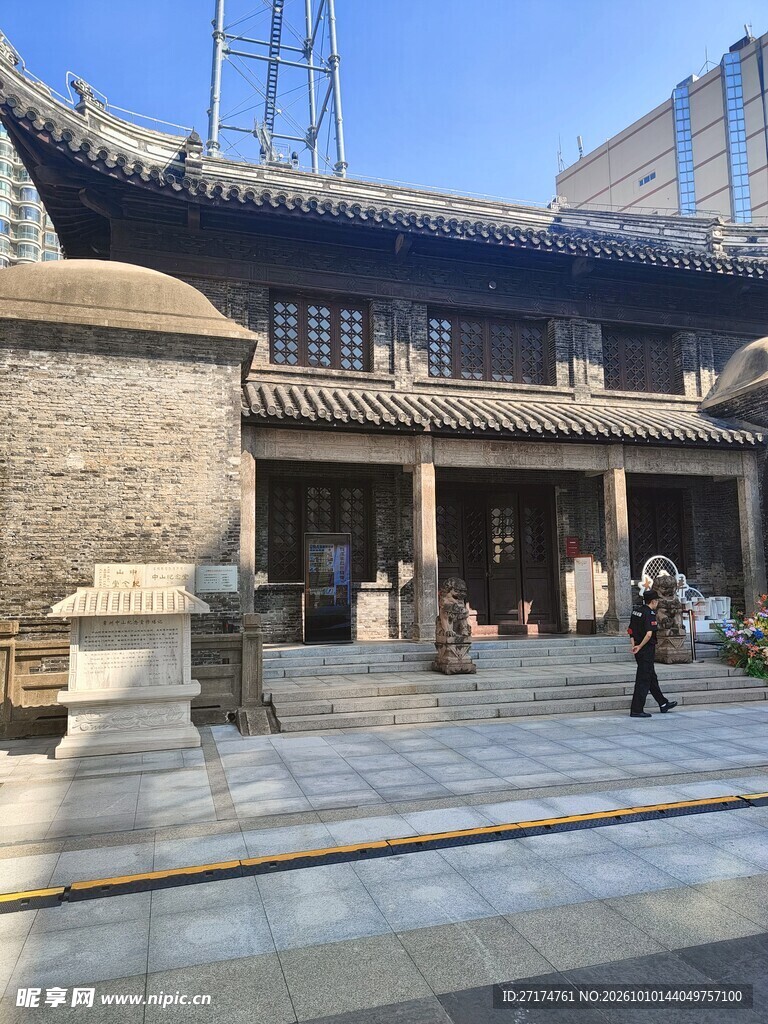 中式古建户外街景
