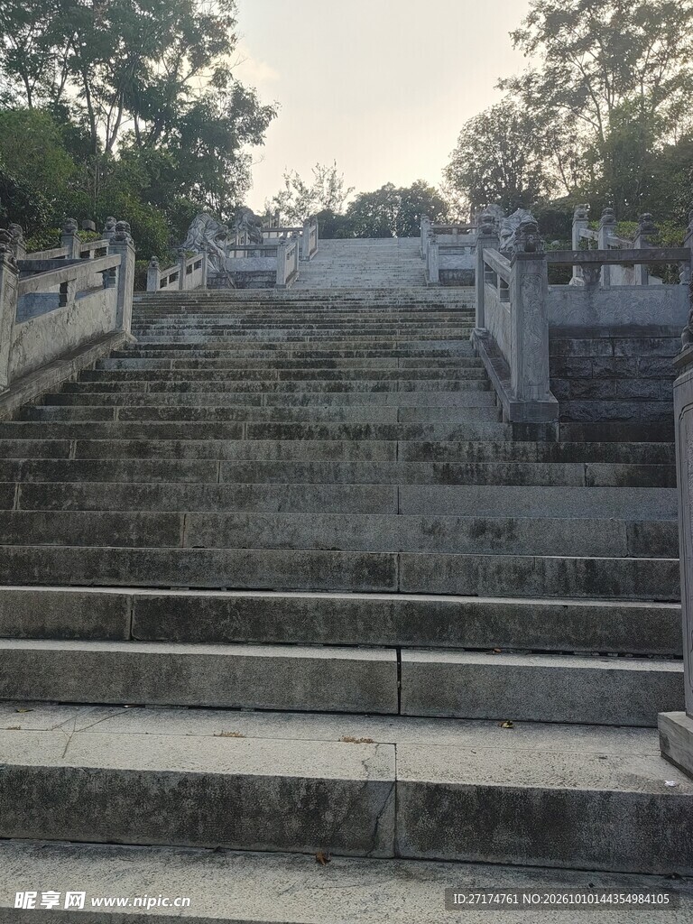 户外园林石阶步道