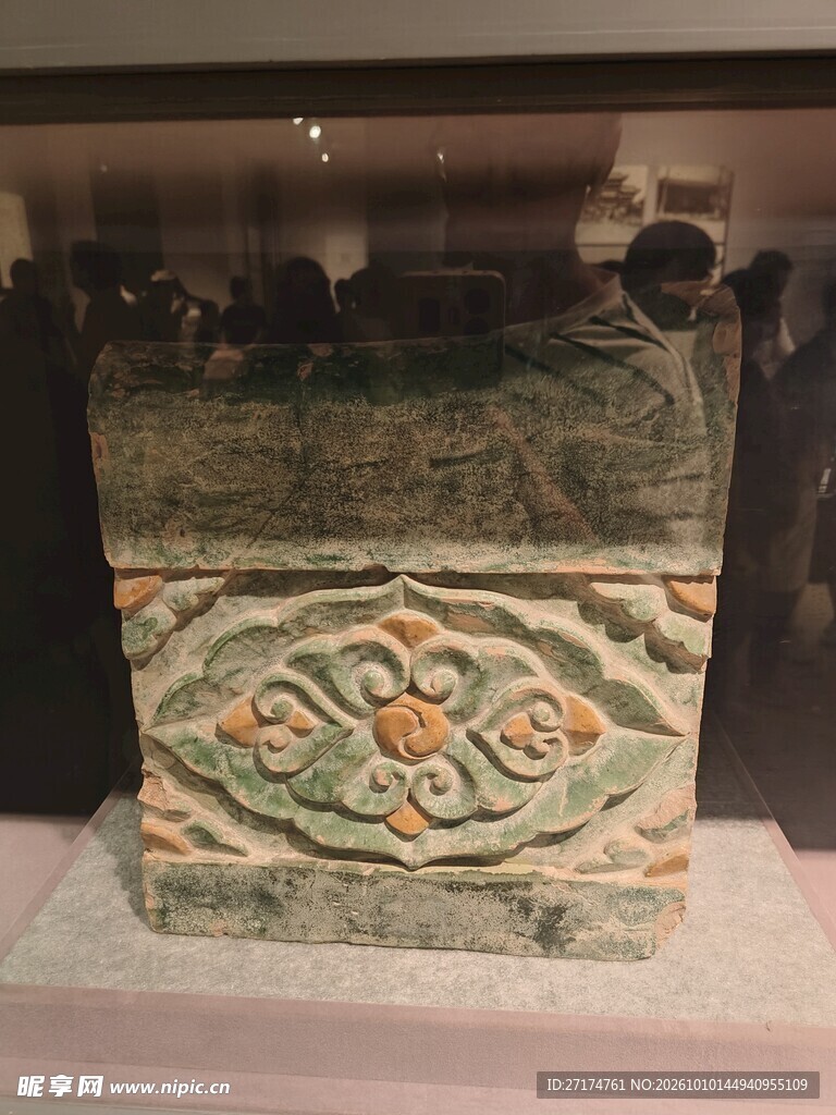博物馆藏雕花古宝函