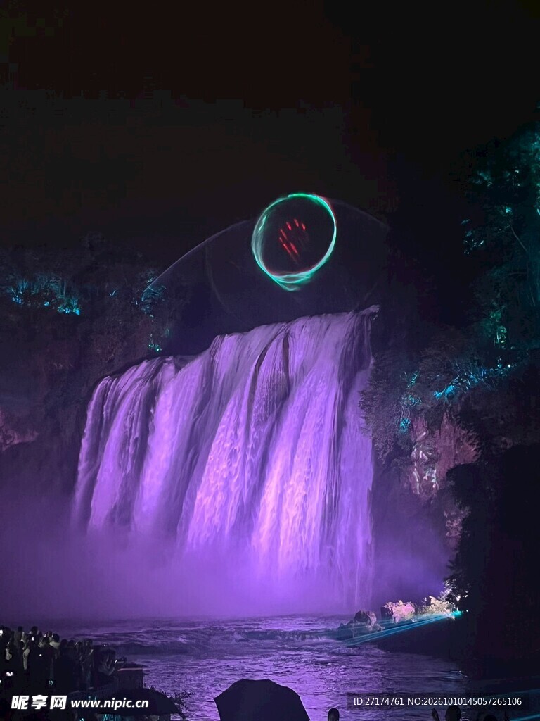 梦幻紫色水幕灯光秀