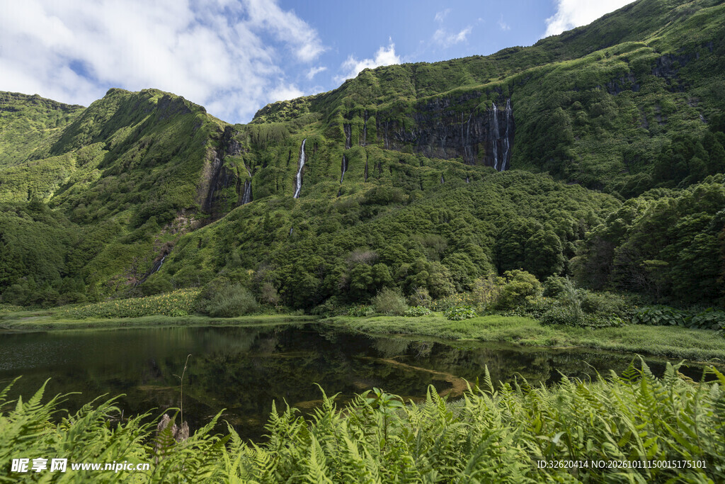 青山湖畔自然美景