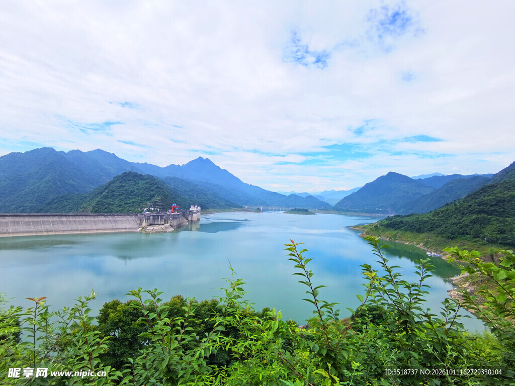 水库风光