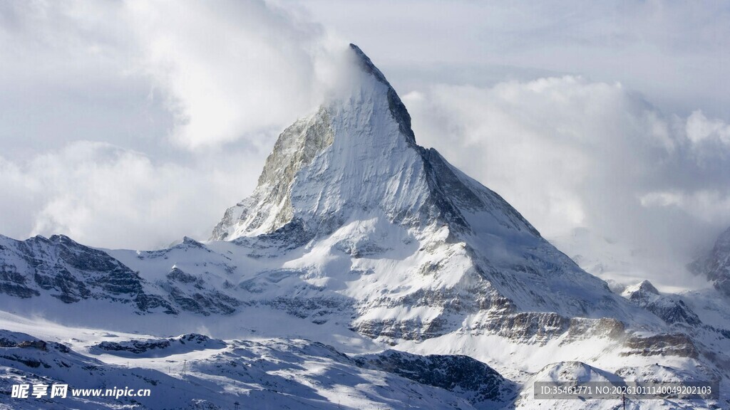 瑞士马特洪峰雪山风光
