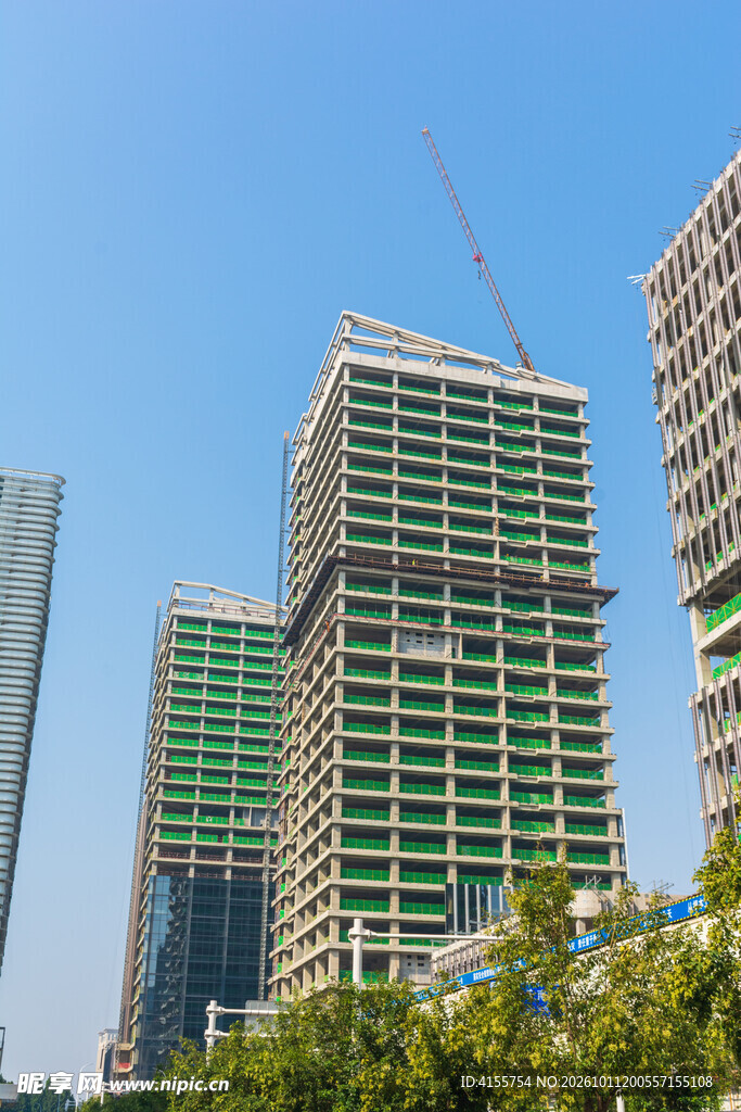 在建高层写字楼