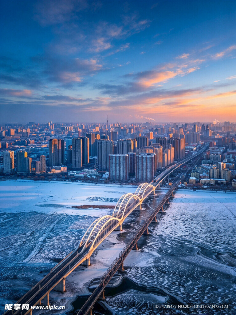 日落跨江大桥城市风光