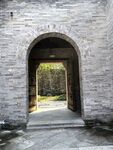 古建青砖拱门入口