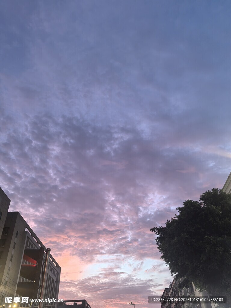 晚霞