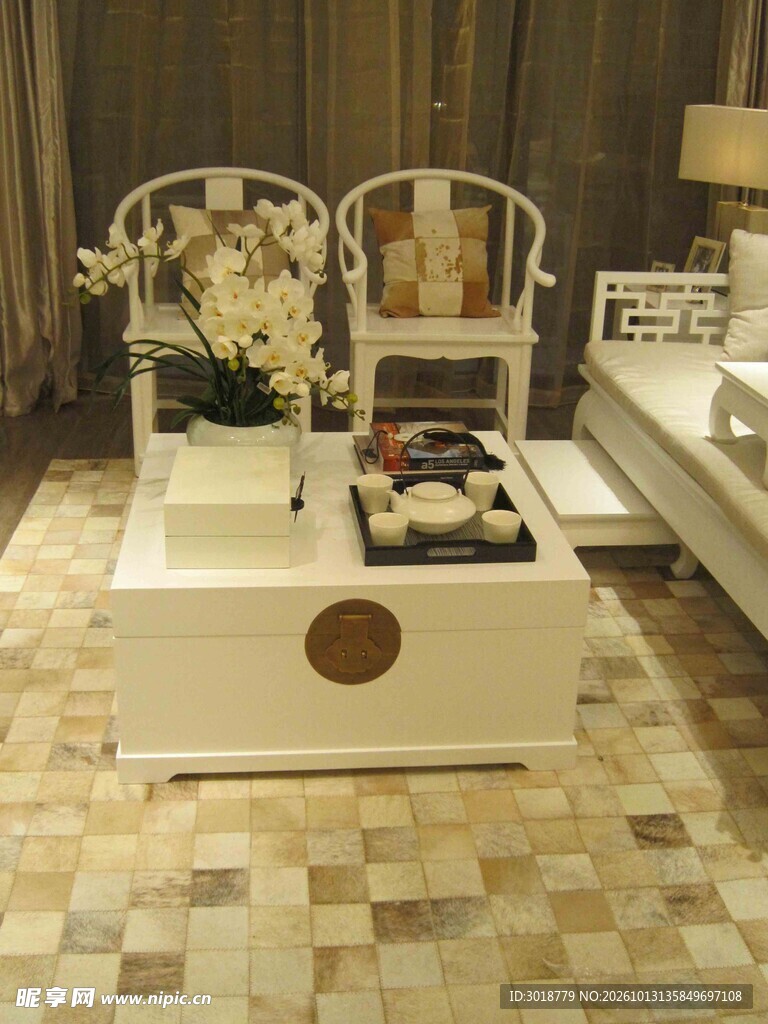 新中式客厅家具陈设