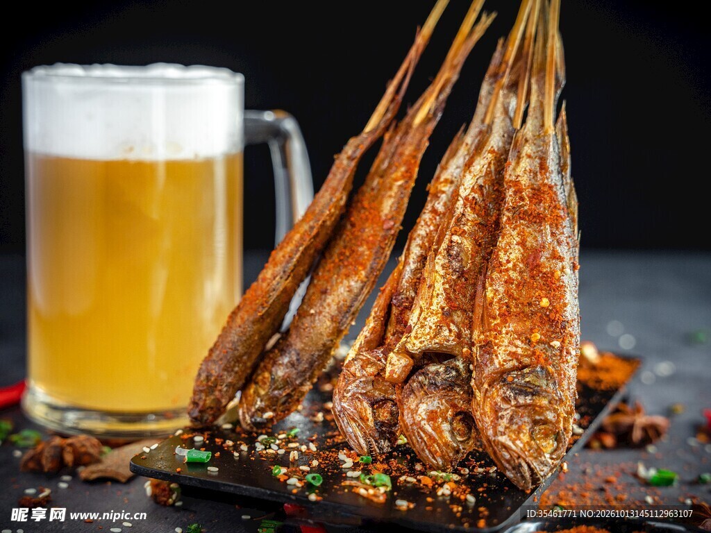 烤小黄鱼配啤酒