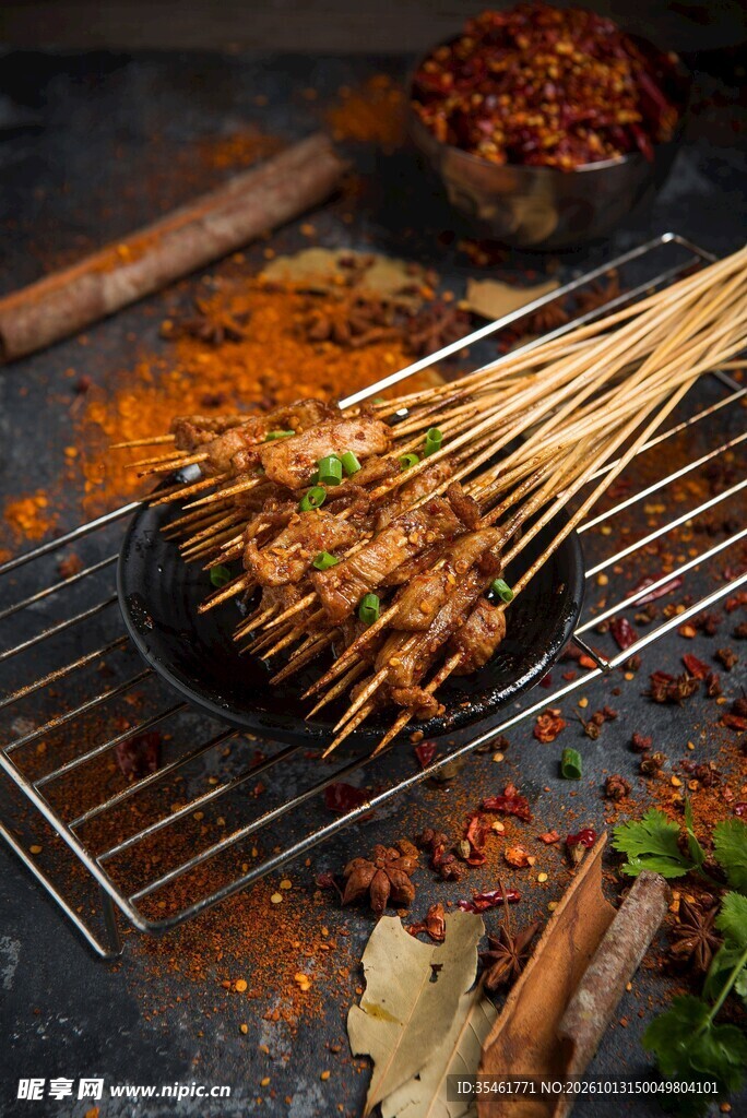 美味炭烤小肉串