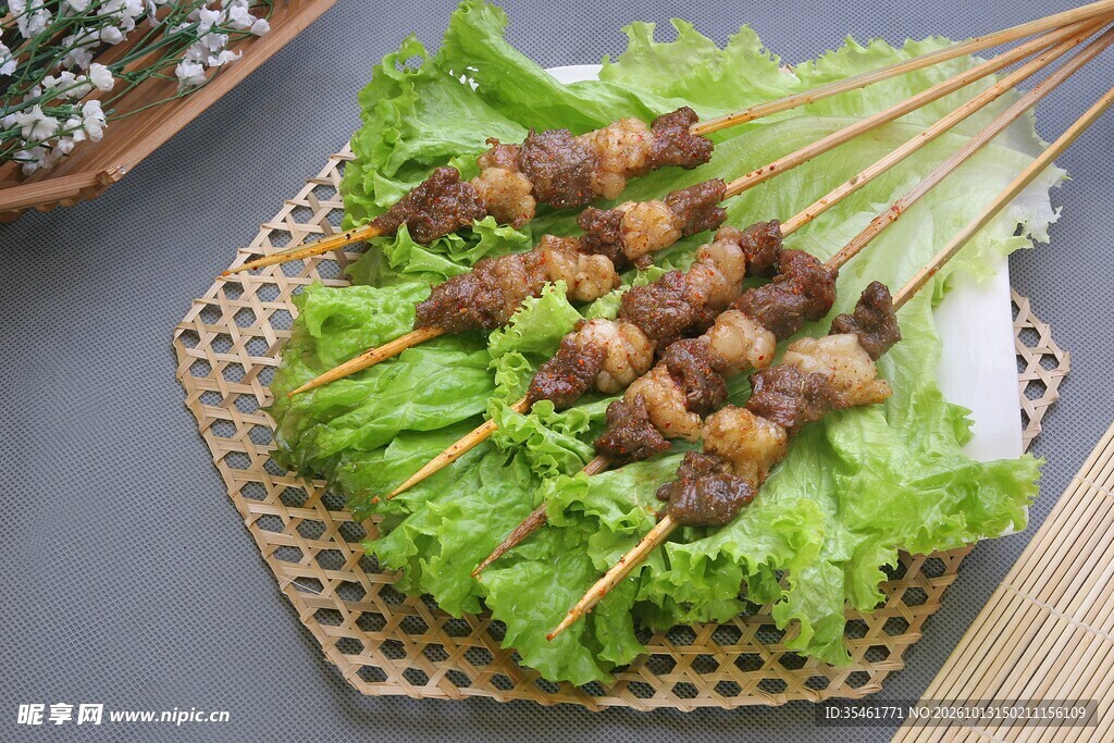 美味烤羊肉串