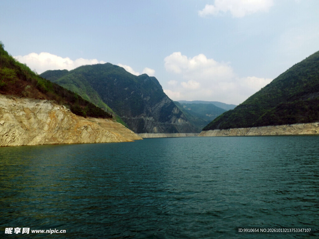 青山库区湖景风光