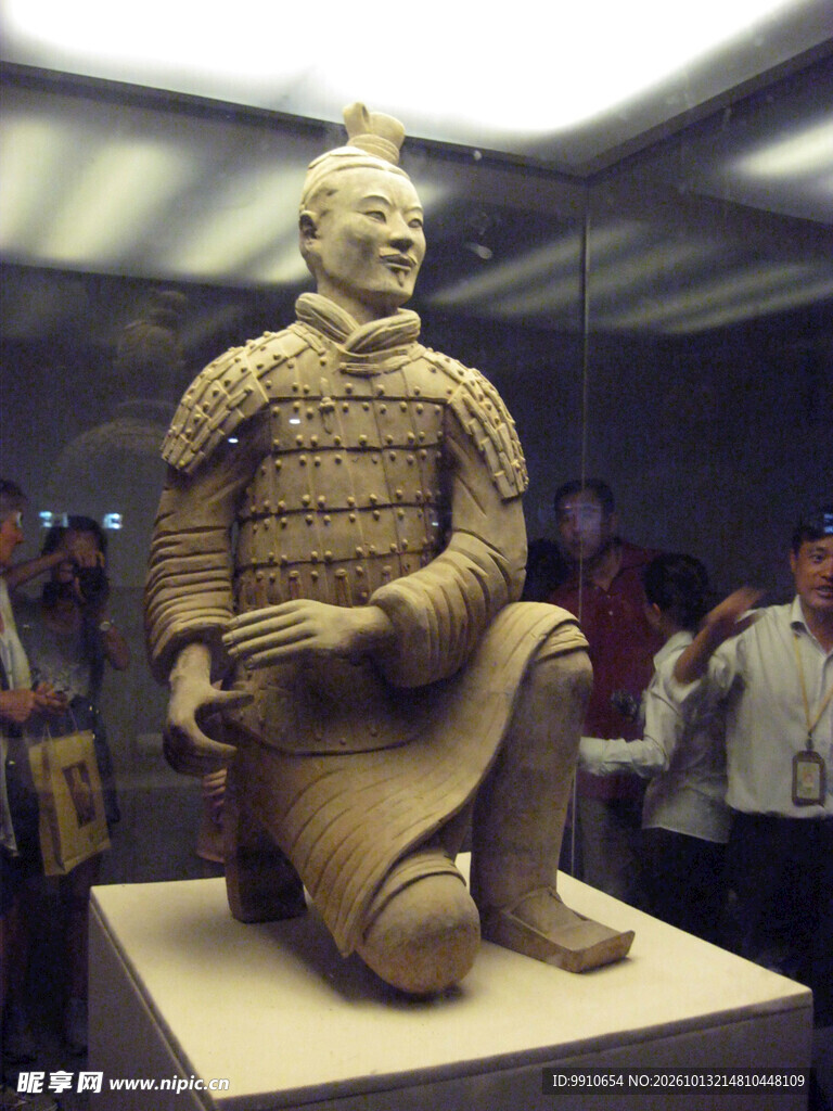 秦始皇陵跪射兵马俑