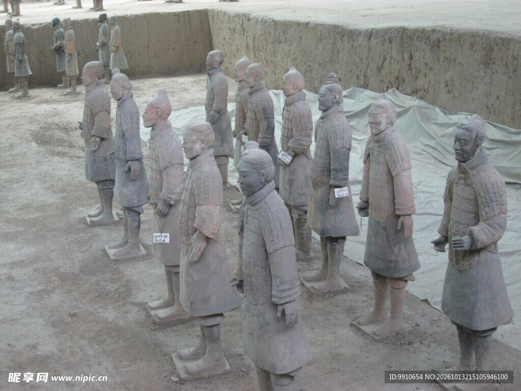 秦始皇兵马俑群