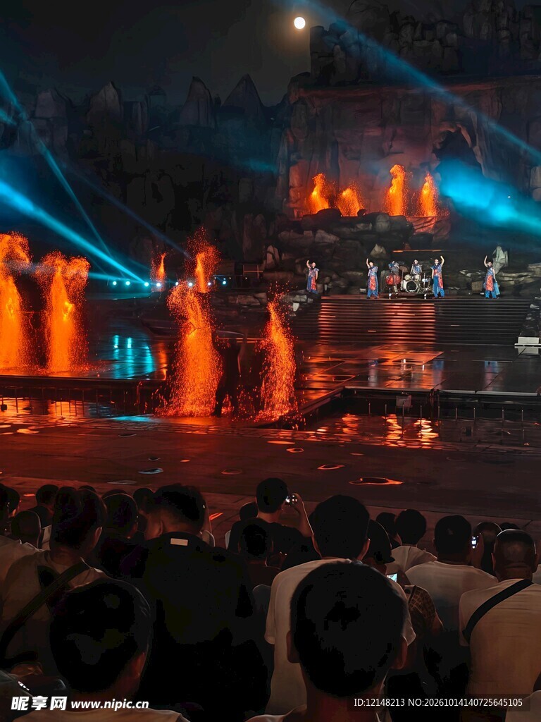 夜景灯光演出现场