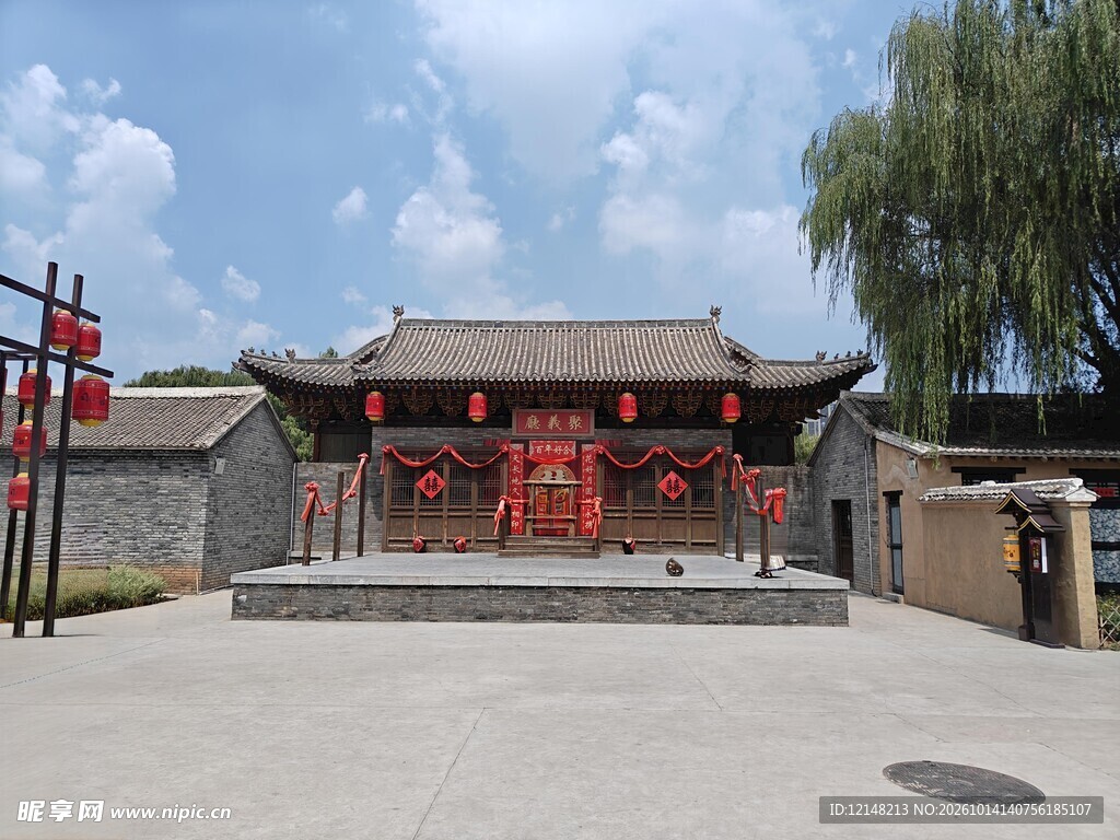乡村古戏台