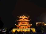中式古楼璀璨夜景