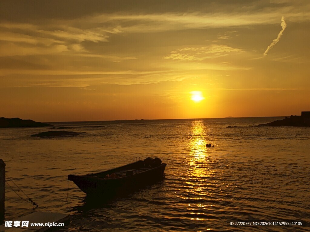 海面日落泊船美景 红海湾
