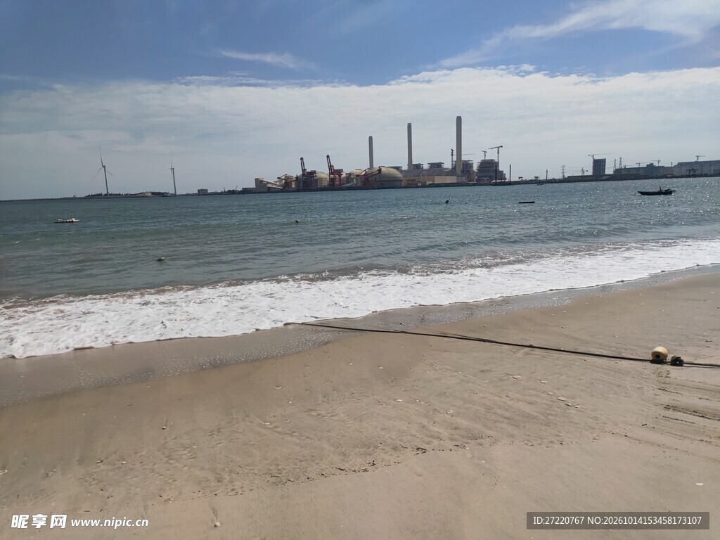 海边沙滩远景电厂 汕尾红海湾