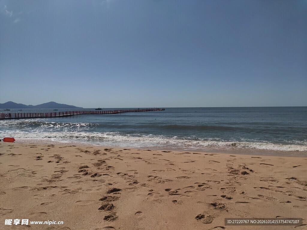 晴日海边沙滩风光 汕尾红海湾