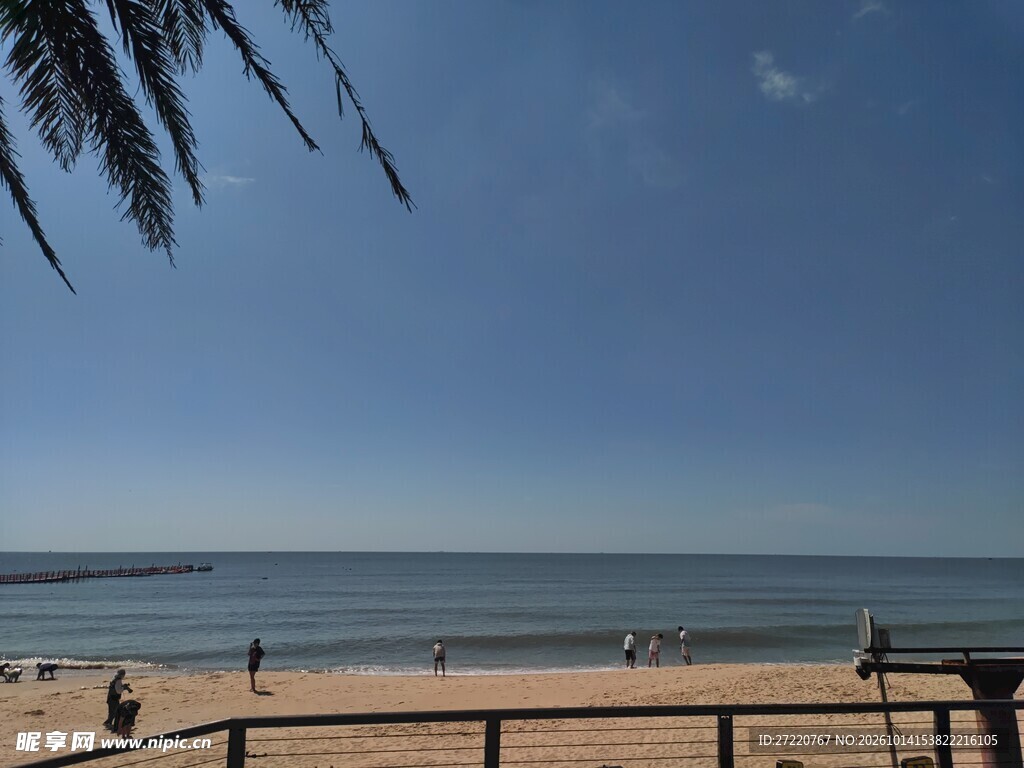 夏日海滨沙滩风光 汕尾红海湾