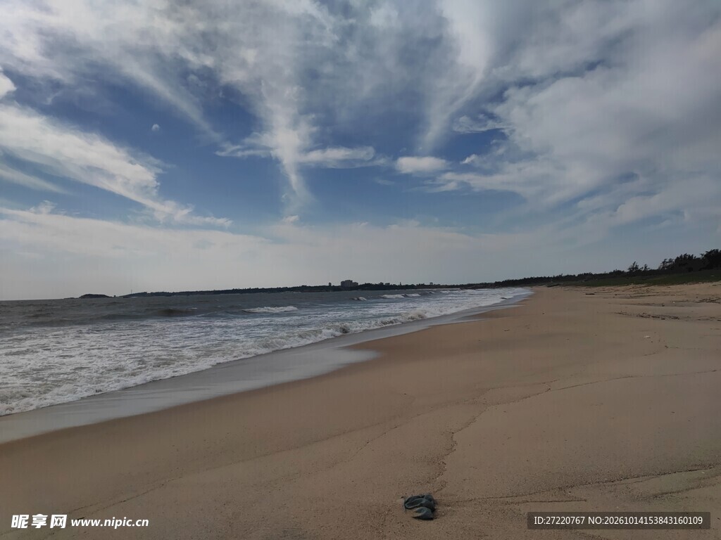 滨海沙滩晴日风光 汕尾红海湾