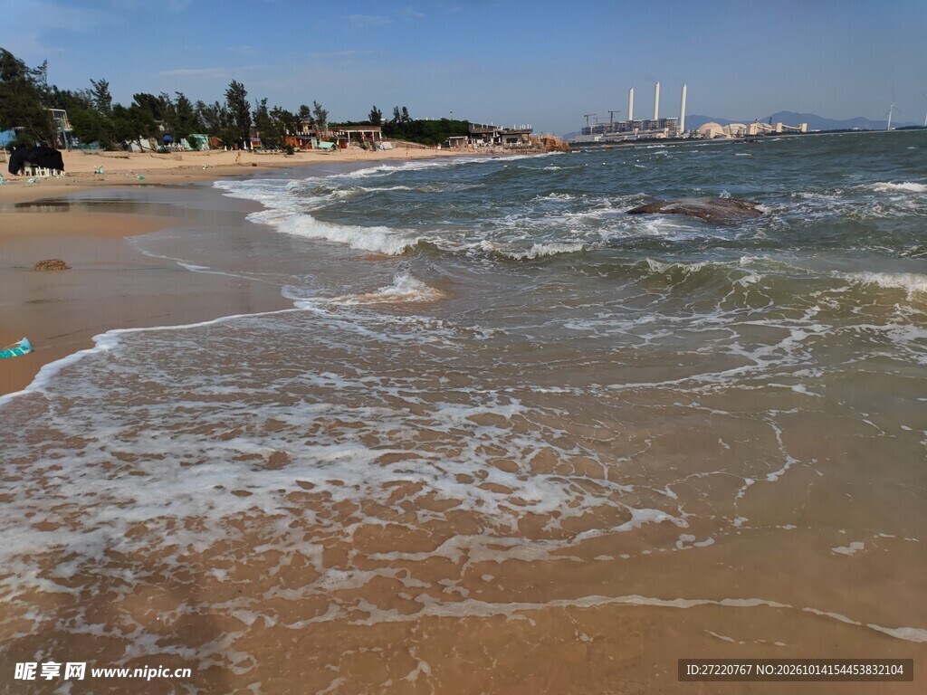 晴日海滨沙滩风光 汕尾红海湾